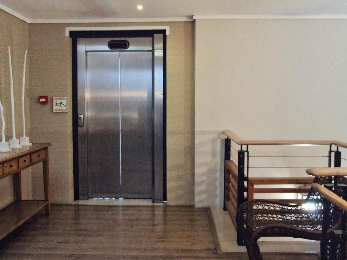 210 Gallery Luxury Studio Apartment كنيسنا المظهر الخارجي الصورة