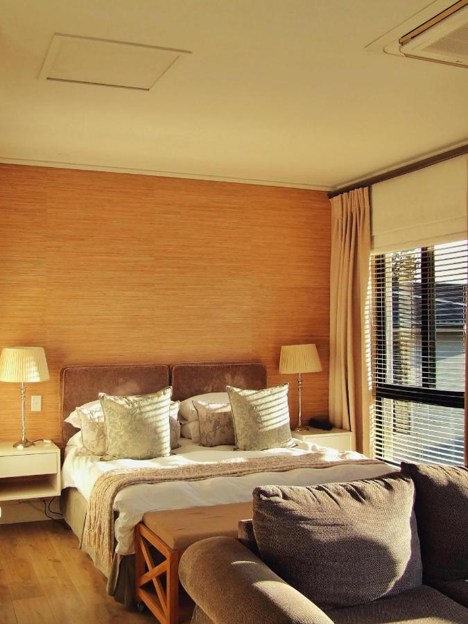 210 Gallery Luxury Studio Apartment كنيسنا المظهر الخارجي الصورة